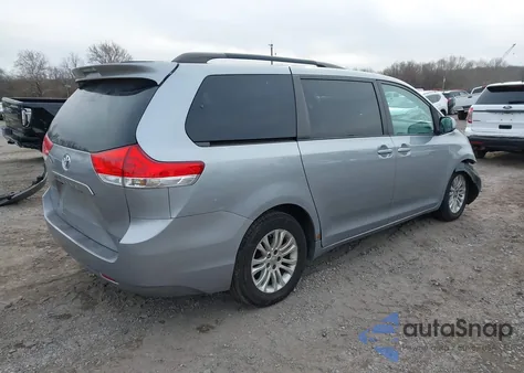2011 Toyota Sienna Le V6 z USA, uszkodzony, nr VIN 5TDKK3DC6BS101990